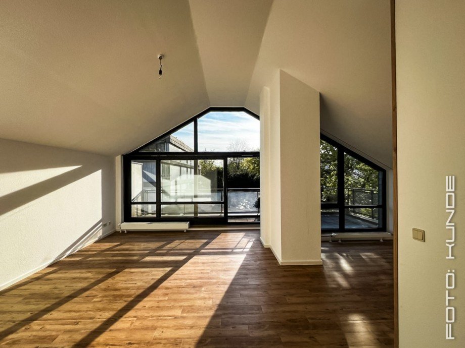 Wohnraum Dachgeschosswohnung Wuppertal