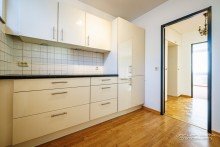 K�che * V E R K A U F T * Vier-Zimmer (KDBB) ETW N�he Kothen m. Stellplatz