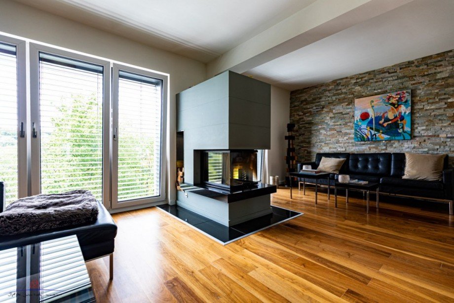 Wohnraum mit Kamin Reihenmittelhaus Wuppertal