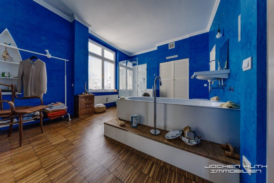 Bad (abweichend vom Plan) Etagenwohnung Wuppertal