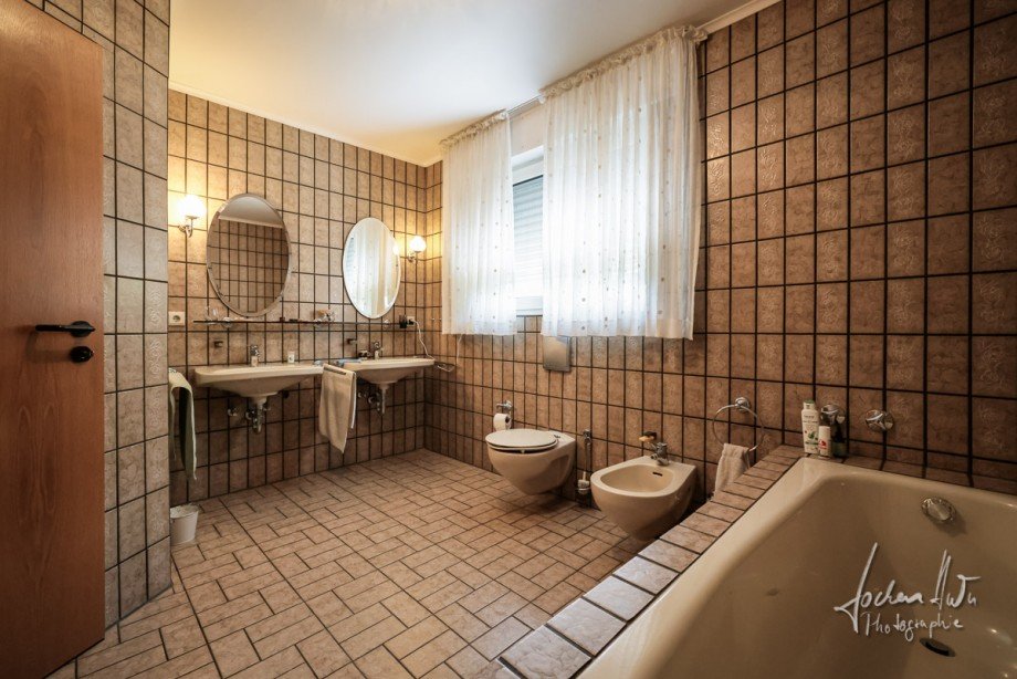 Hauptbad Reihenendhaus Wuppertal