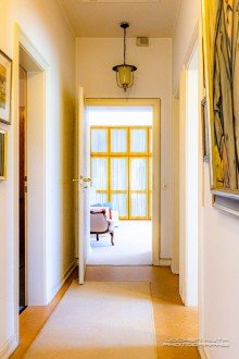 Zentraldiele im Ruhetrakt * VERKAUFT * Toelleturm: charmanter Winkel- Walmdachbungalow