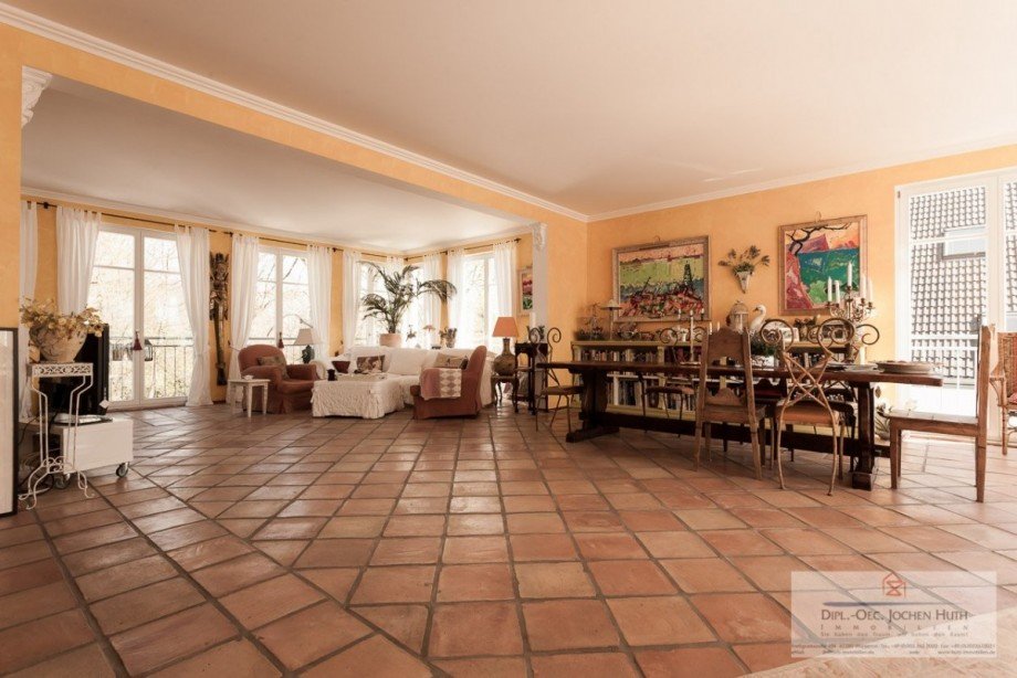 Wohnhalle Etagenwohnung Wuppertal