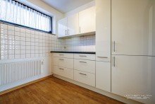 K�che * V E R K A U F T * Vier-Zimmer (KDBB) ETW N�he Kothen m. Stellplatz