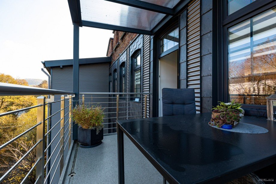 Balkon und R�ck - Fassade Loft-Studio-Atelier Wuppertal