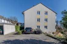 Stellpl�tze seitlich des Hauses H�bsche, moderne Eigentumswohnung in N�he des Nordparks