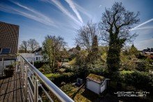 Ausblick Direkt am Toelleturm, in prominenter Lage: sehr helle, sanierte, 200m� - Altbau - Etage